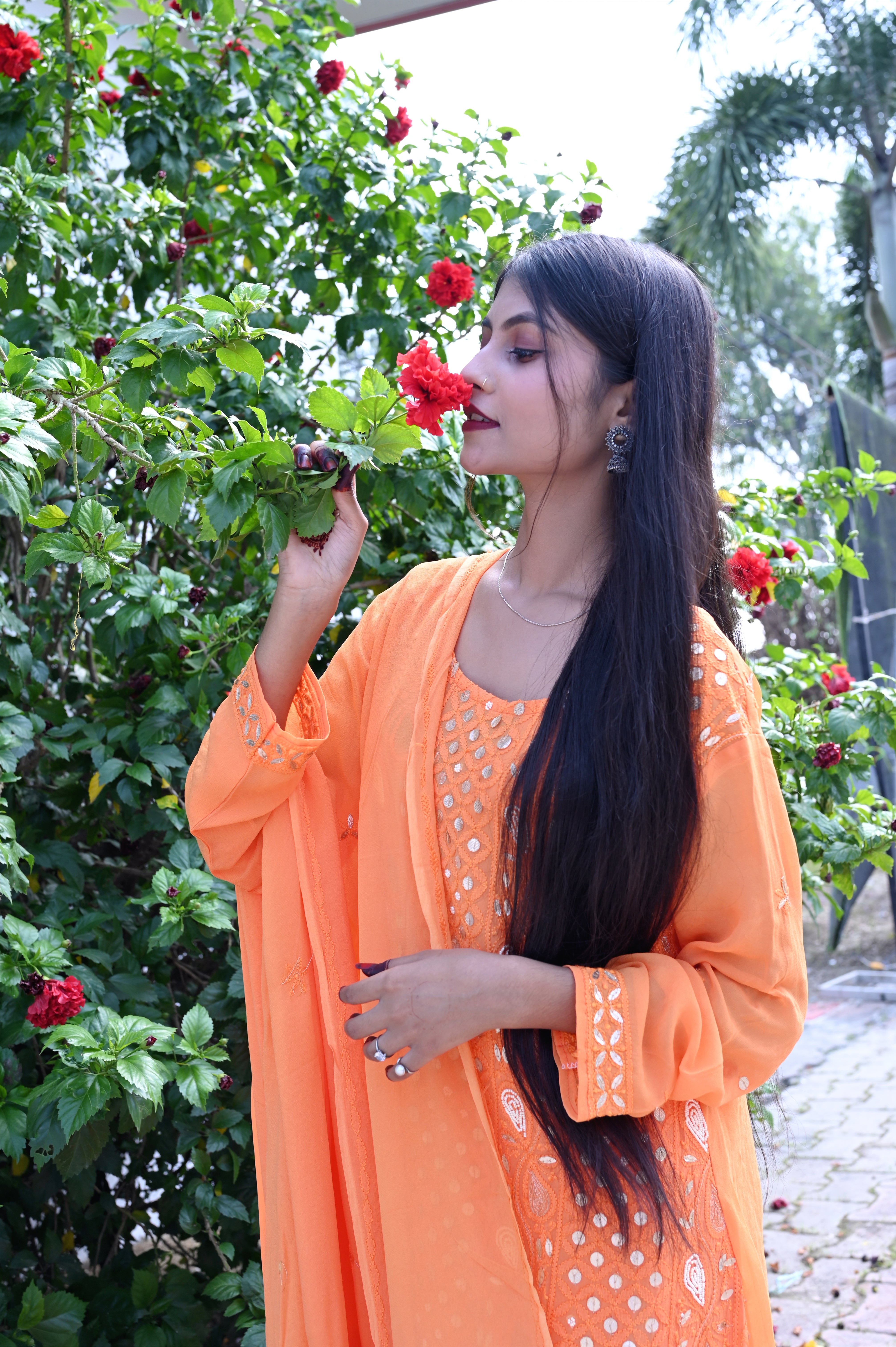 GEORGETT CHIKAN KARI (FULL JAAL) WITH GOTTA PATTI AND PEARL WORK